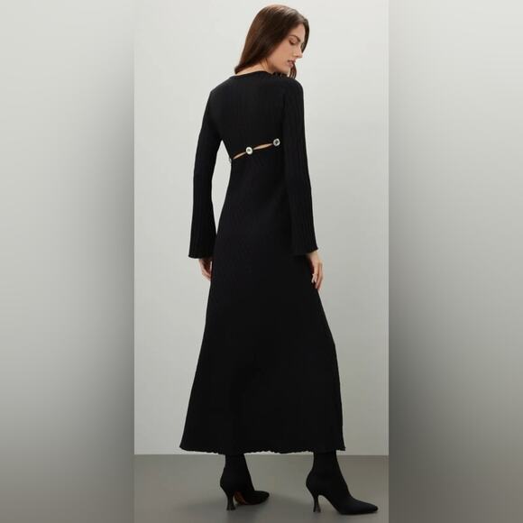 As is RTR SZ small
Simon Miller
Simm Dress Black/Silver Long Sleeve Cut Out Maxi - Picture 3 of 10